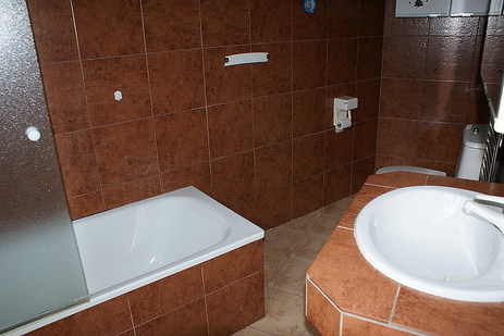 salle-de-bains avec baignoire villa estrella blca