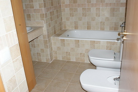 Salle de bains avec baignoire, ático Soldemar, Benicarló