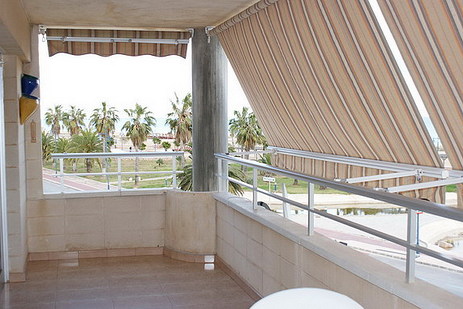 Terrasse avec stores, Apartamento Peñiscola Azahar, Peñiscola